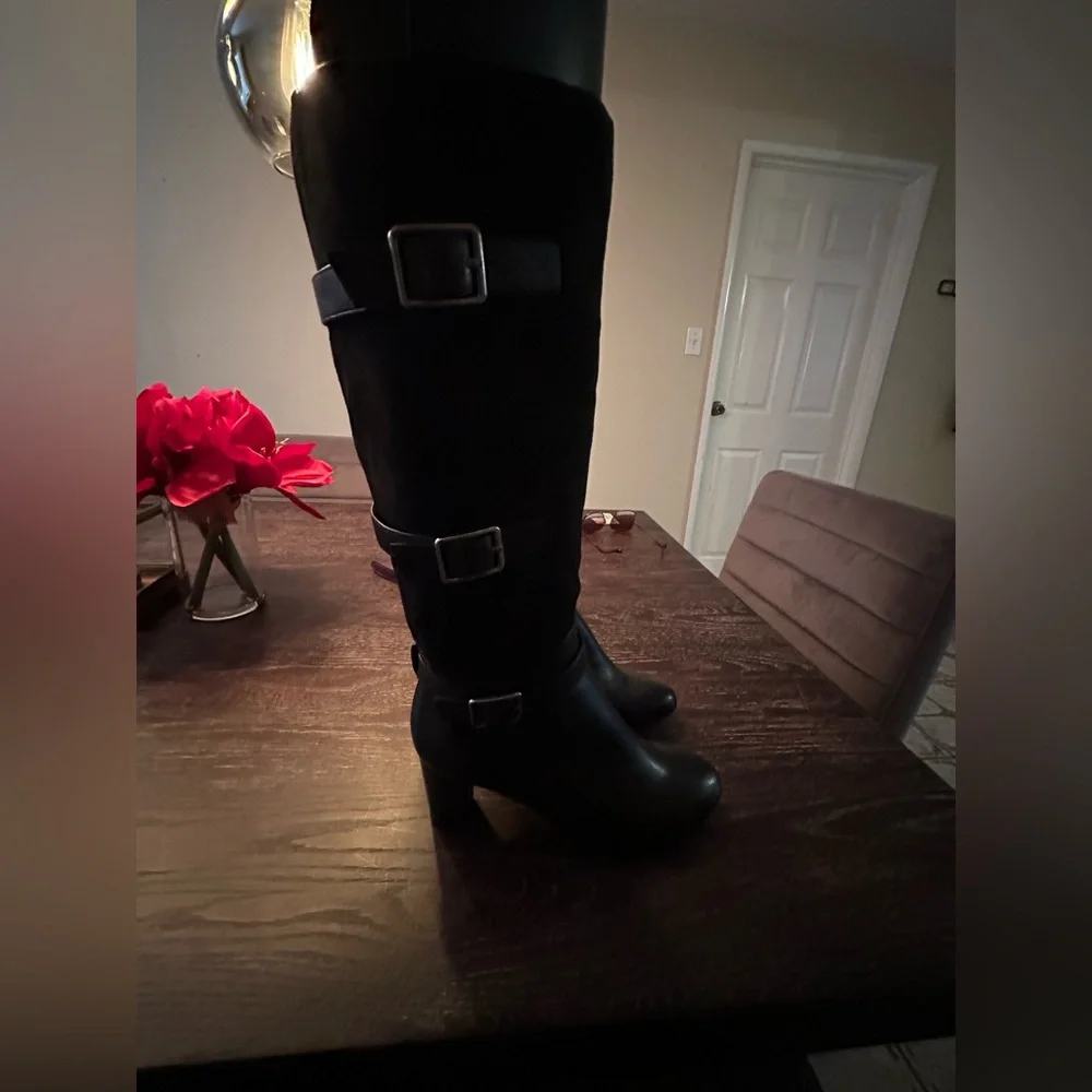 Bella Vita Talina Li Wide Calf Black Knee-High Women's Boots - Picture 4 of 9